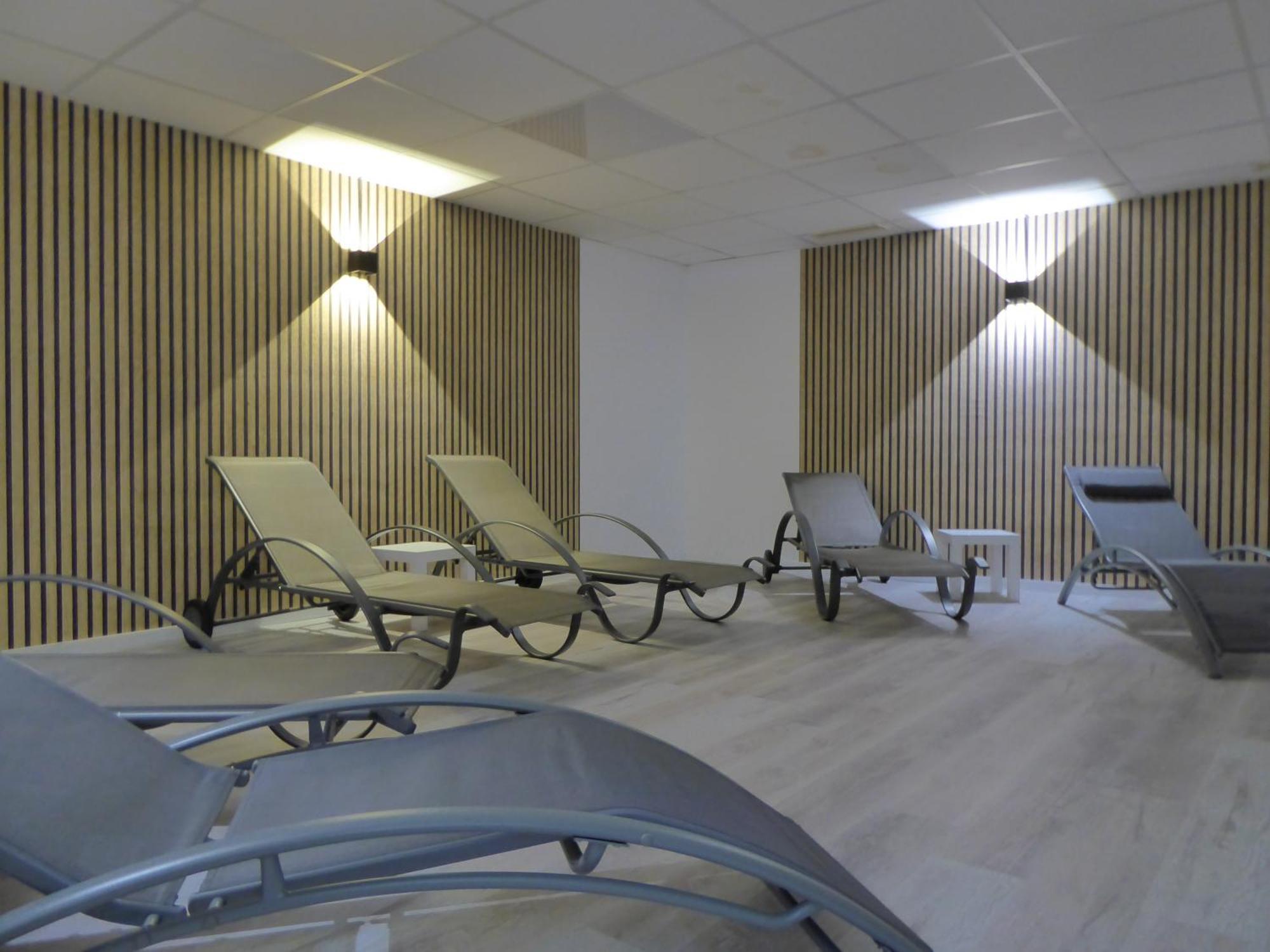 Awayhome Pool Sauna 5 Pers Wifi Near Lift Switch Terrasse